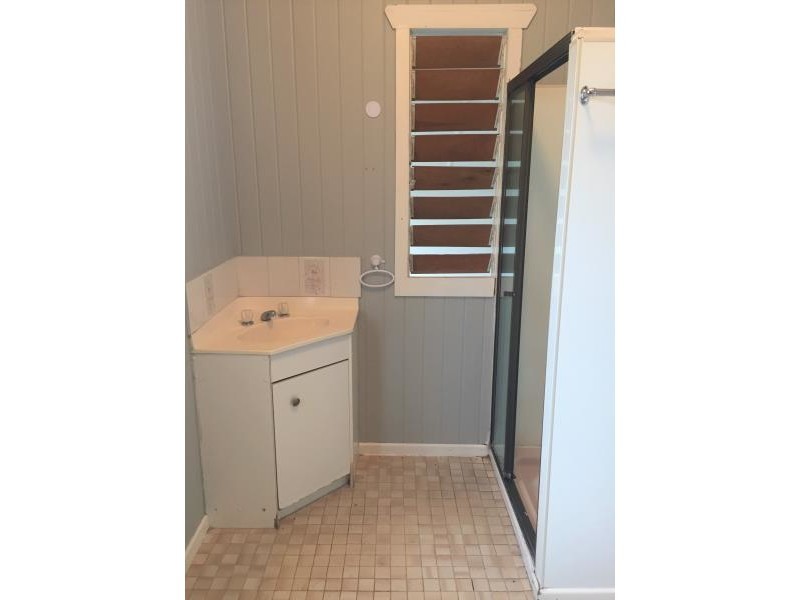 61 Deacon Street, Berserker QLD 4701